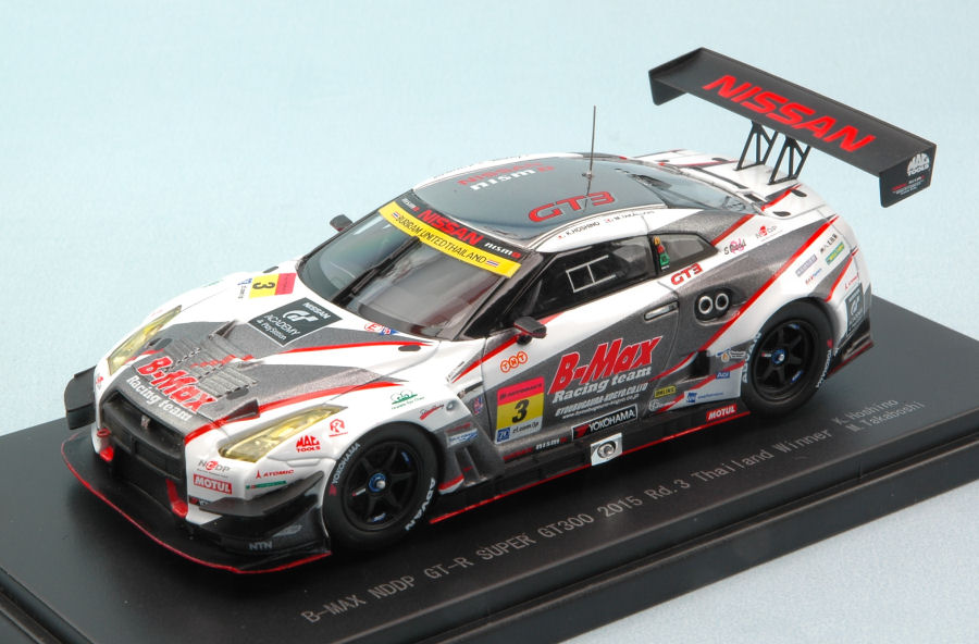Nissan GT-R #3 Winner Thailand Super GT300 Hoshino - Takaboshi by ebbro
