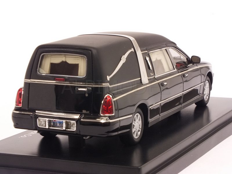 Lincoln Town Car Hearse by Eagle Coach Company 2009 - esval