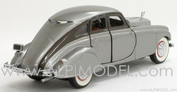 Pierce Arrow 1933 (Silver) - franklin-mint