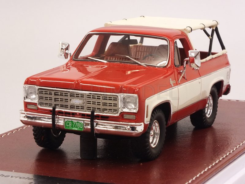 Chevrolet Blazer K5 open top 1973-78 (Russet Metallic/White) by great-iconic-models