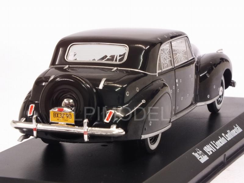 Lincoln Continental 1941 The Godfather 1972 (with bullet whole damage) - greenlight