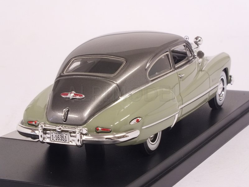 Buck Roadmaster Sedanette Coupe 1948 - goldvarg