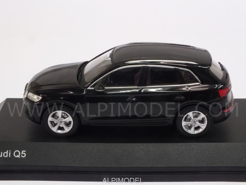 Audi Q5 2016 (Mythos Black) Audi Promo - i-scale