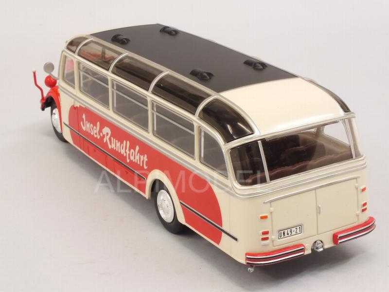 Borgward BO 4000 Bus 1952 Insel Rundfahrt - ixo-models