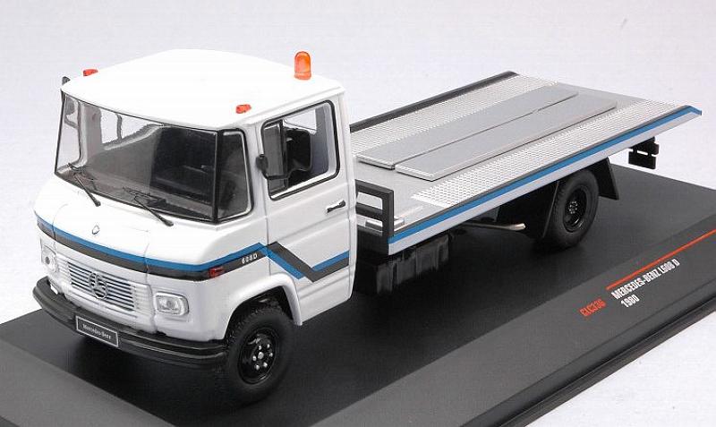 Mercedes L608 D Towing Truck 1980 by ixo-models