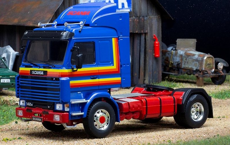 Scania 142M Truck 1981 (Blue) by ixo-models