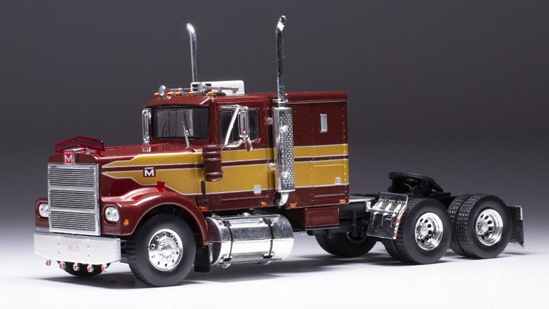 Marmon CHDT Truck 1980 (Metallic Red) by ixo-models