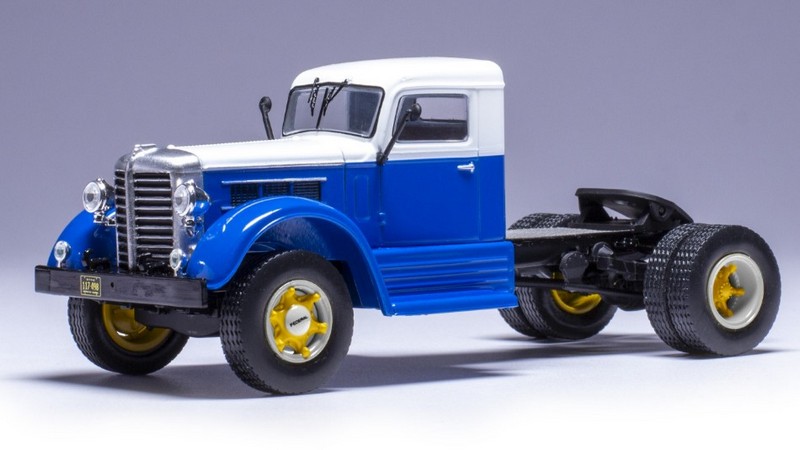 Federal 45M Truck 1946 (Blue/White) by ixo-models