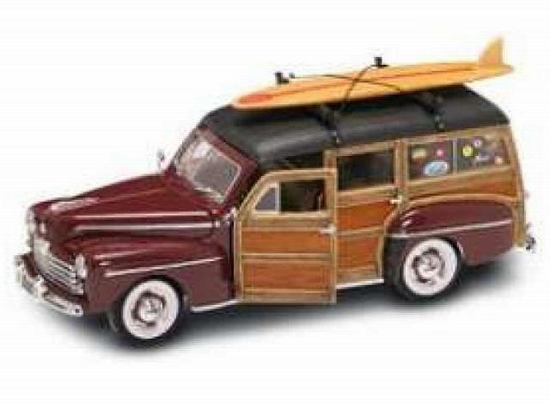 Ford Woody 1948 Burgundy C/windsurf 1:18 by lucky-die-cast