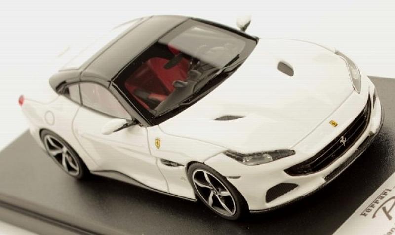 Ferrari Portofino M (Cervino White) - looksmart