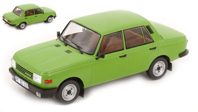 Wartburg 353 1967 (Green) by mcg
