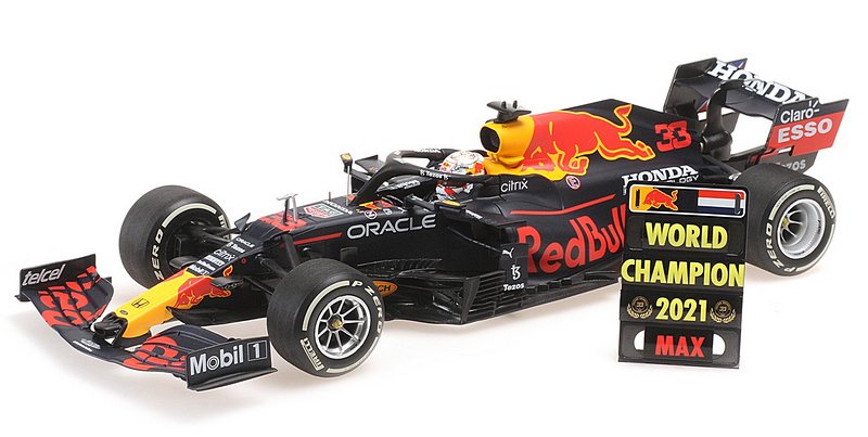 Red Bull RB16B #33 Winner GP Abu Dhabi 2021 Max Verstappen  World Champion (with Pitboard) by minichamps