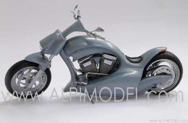 MINICHAMPS 122024000 Hollister Excite Liquid Silver 2003 1/12