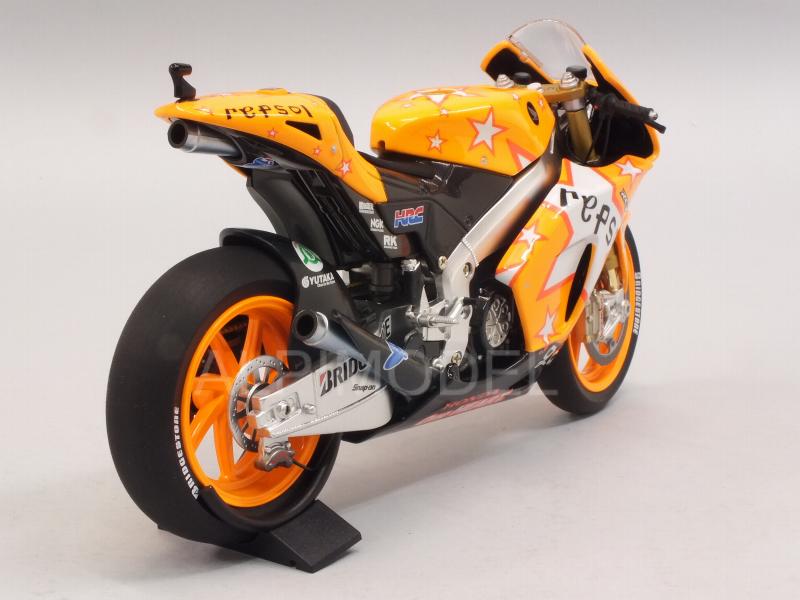 MINICHAMPS 122111204 Honda RC212V Aragon MotoGP 2011 Andrea
