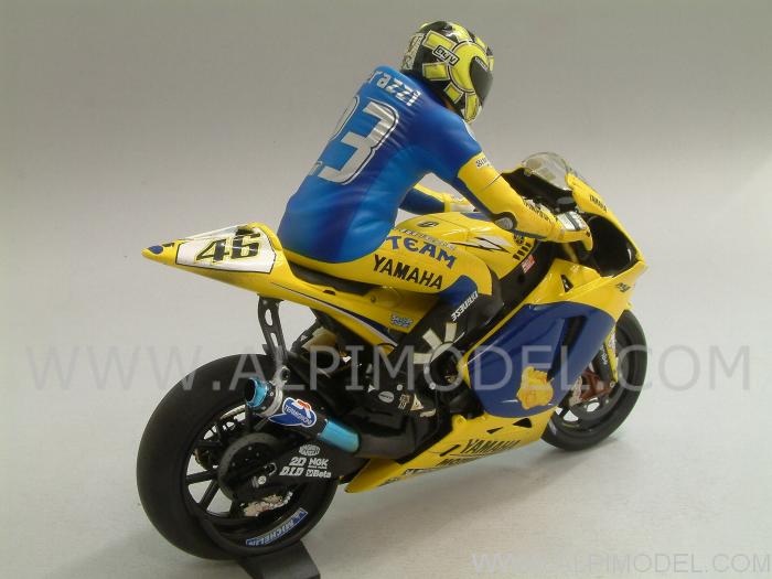 Yamaha YZR-M1 Winner Sachsenring Germany 2006 Dirty Version +FIGURE VALENTINO ROSSI LIM.ED.672 pcs. - minichamps