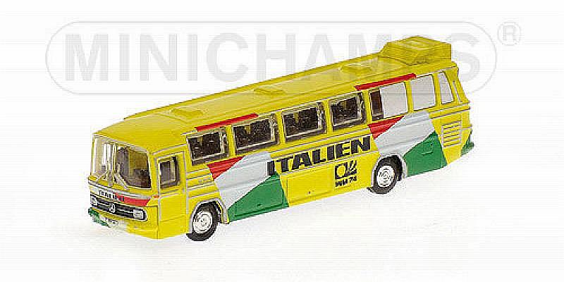 Mercedes O302 Bus Nazionale Italiana 1974 (N scale - 1/160) by minichamps