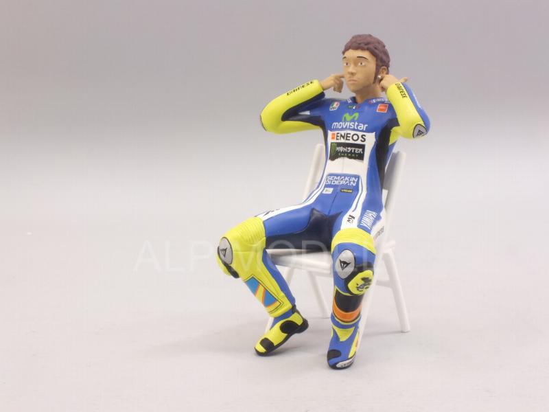 Valentino Rossi figure MotoGP 2014 'Checking the ear plugs' by minichamps
