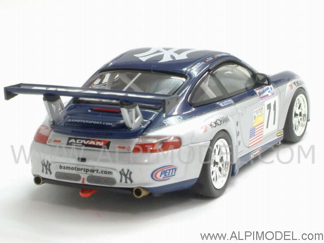 Porsche 911 GT3 RSR #71 Le Mans 2005 Class Winners Rockenfeller - Hindery - Lieb. - minichamps