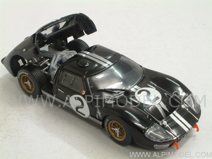 Ford GT40 MkII #2 Winner Le Mans 1966 McLaren - Amon - minichamps