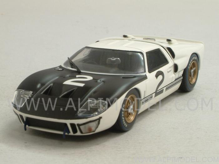 Ford GT40 MkII Ken Miles 24h Le Mans 1966 by minichamps