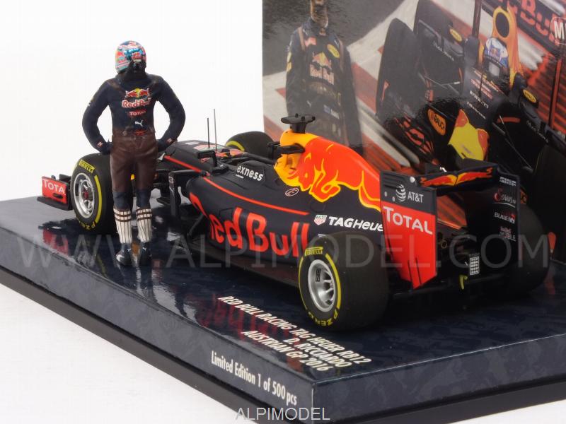 Red Bull RB12 #3 GP Austria 2016 Daniel Ricciardo (with figurine) - minichamps