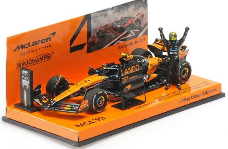 McLaren MCL39 #4 GP Abu Dhabi 2025 Lando Norris World Champion (with standing figurine & pit boards) by minichamps