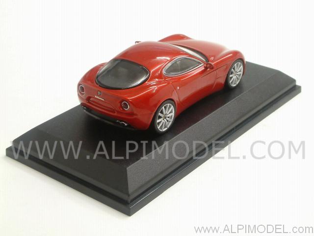 Alfa Romeo 8C Competizione (Rosso Competizione) (1/64 scale - 7cm) - minichamps