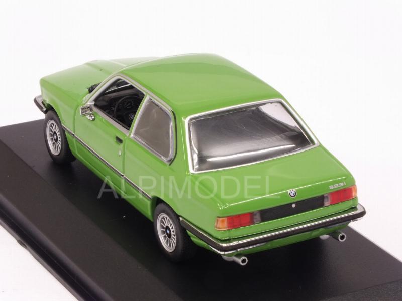 BMW 323i 1975 (Green)  'Maxichamps' Edition - minichamps