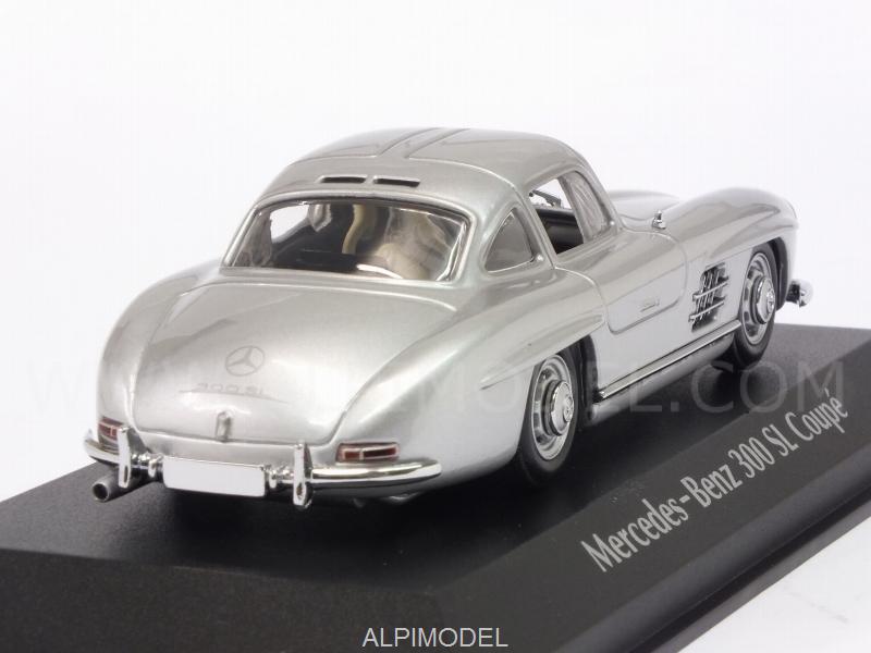 Mercedes 300 SL Coupe (W198iI) 1955 (Silver) 'Maxichamps' Edition - minichamps