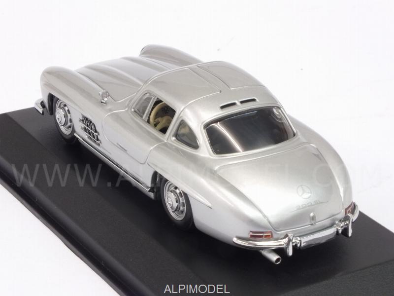 Mercedes 300 SL Coupe (W198iI) 1955 (Silver) 'Maxichamps' Edition - minichamps