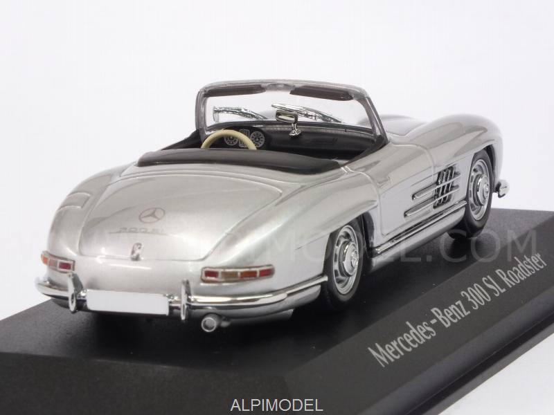 Mercedes 300 SL Roadster (W198ii) 1955 (Silver) 'Maxichamps' Edition - minichamps