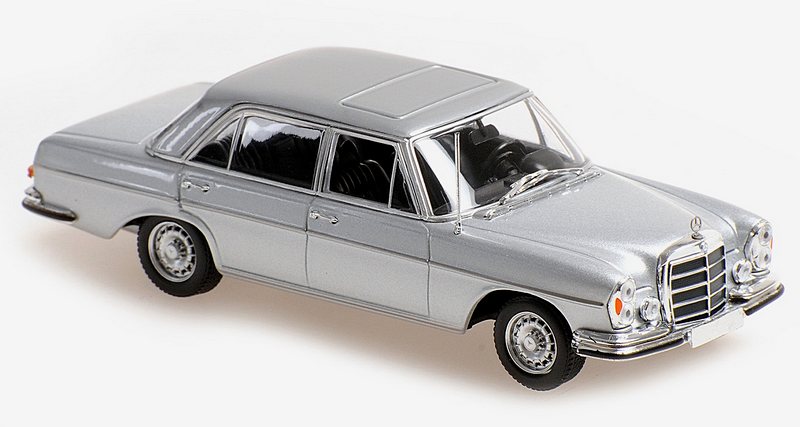 Mercedes 300 SEL 6.3 (W109) 1968 (Silver)  'Maxichamps' Edition by minichamps
