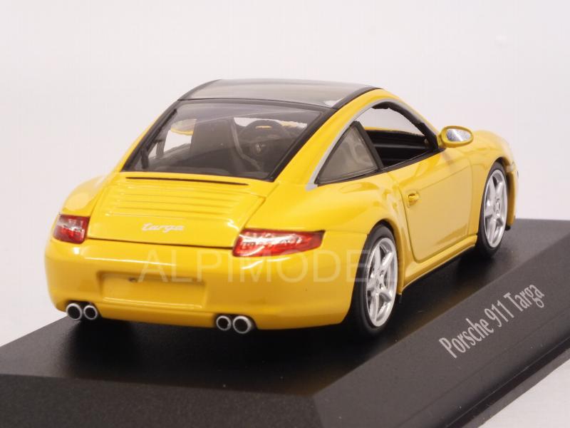 Porsche 911 Targa 2006 (Yellow)  'Maxichamps' Edition - minichamps