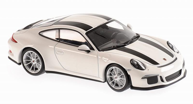 Porsche 911 R White 2016 'Maxichamps' Edition by minichamps