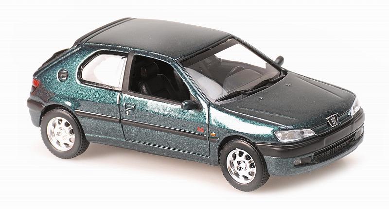 Peugeot 306 1998 (Green Metallic)  'Maxichamps' Edition by minichamps