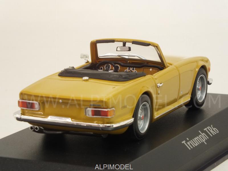 Triumph TR6 1968 (Ochre) 'Maxichamps' Edition - minichamps