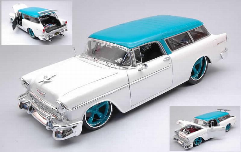 Chevrolet Nomad 1955 (Pearl White/Turqoise) by maisto