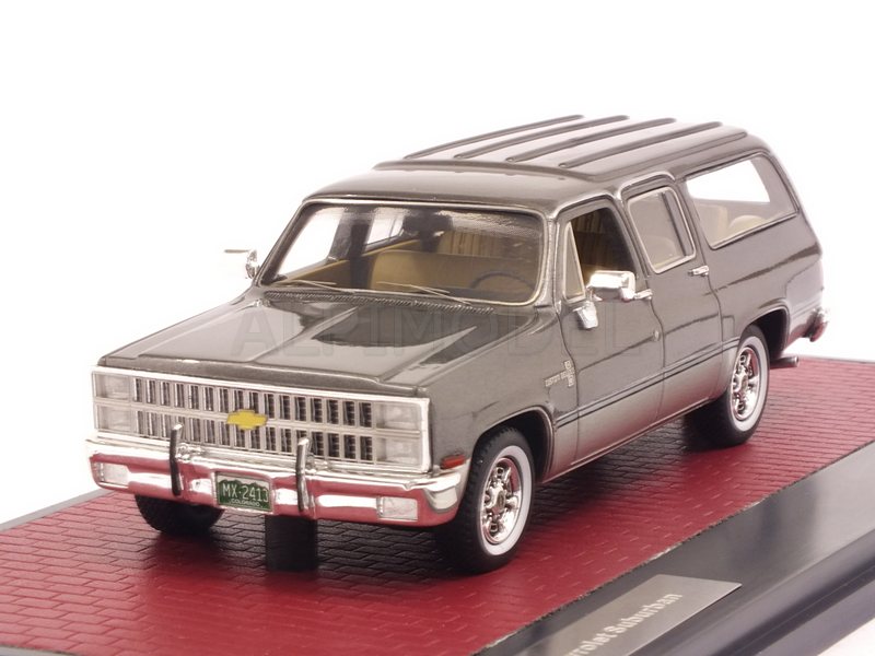 Chevrolet Suburban 1981 (Grey Metallic) by matrix-models