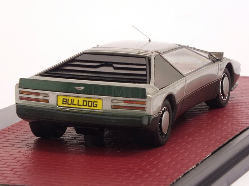 Aston Martin Bulldog Concept 1980 (Grey Metallic/Green) - matrix-models