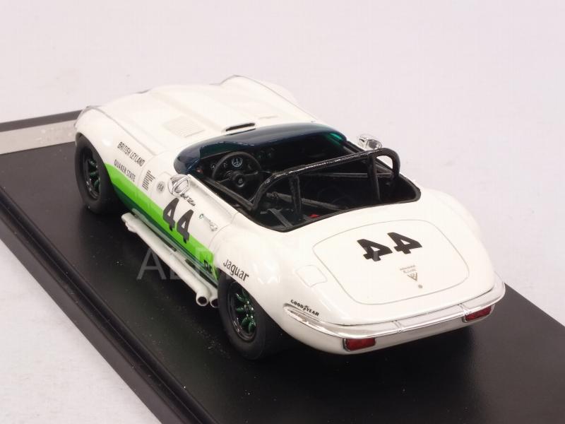 Jaguar E-Type V12 #44 1974 Bob Tulius - matrix-models