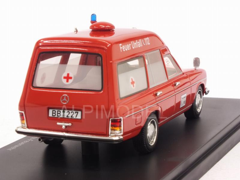 Mercedes 220D (W115) Binz Ambulance Feuerwehr - neo