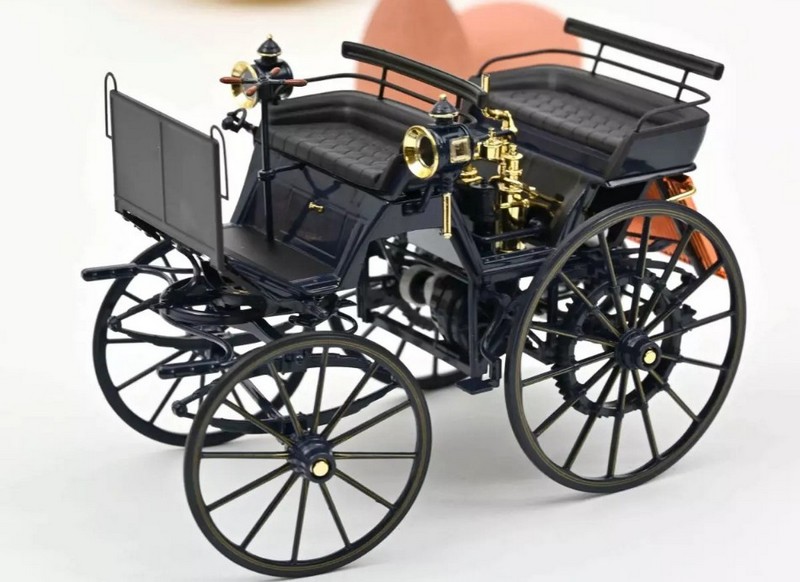 Daimler Motorkutsche 1886 (Dark Blue) by norev