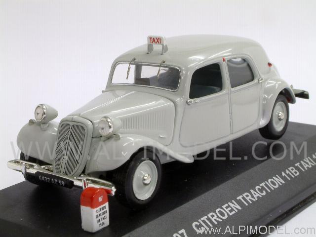 Citoen Traction 11B Taxi 1954 by nostalgie