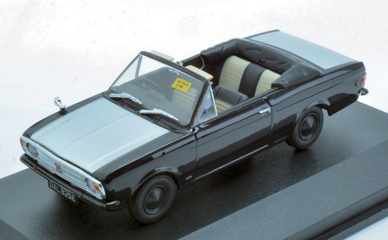 Ford Cortina Mk2 Crayford Convertible (Black/Silver) by oxford