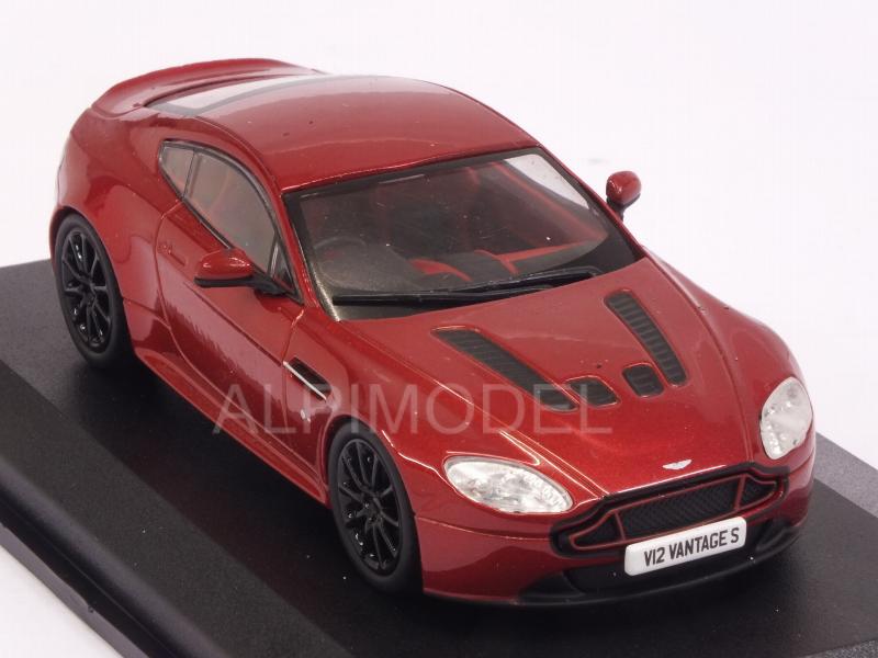 Aston Martin V12 Vantage S (Metallic Red) - oxford