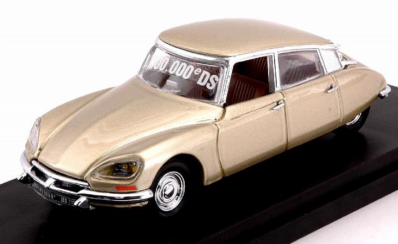 Citroen DS21 N.1.000.000 1969 (Gold) by rio