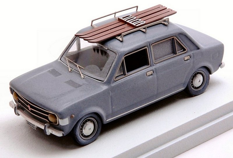 Fiat 128 Winter Vacation 1970 (with Ski) by rio