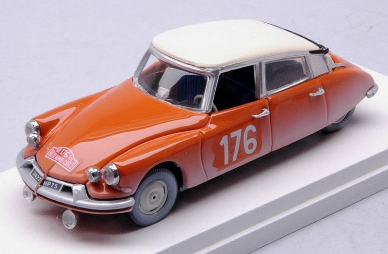 Citroen ID19 #176 Winner Rally Monte Carlo 1959 Coltelloni - Alexandre by rio