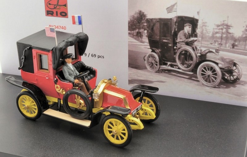 Renault AG1 1914 Taxi De La Marne (with driver) by rio