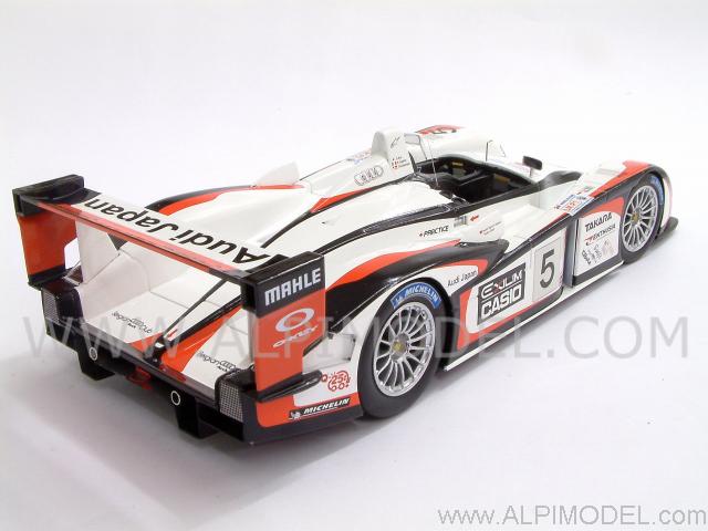 Audi R8 Winner Le Mans 2004 (1/18) Ara _Capello - Kristensen - spark-model